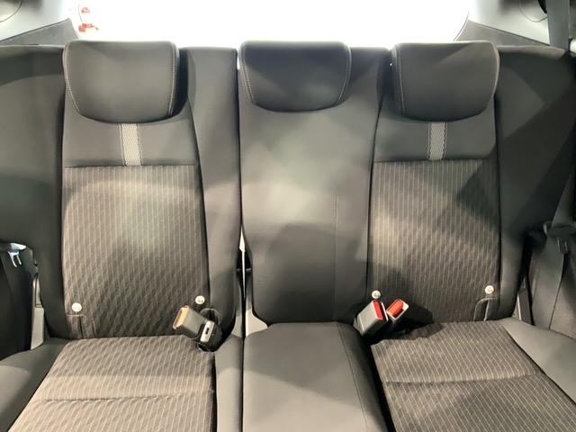 フィットハイブリッド S ホンダセンシング 最長5年保証 ワンオーナー ナビVXM-194VFi TV Rカメラ BTオ-ディオ DVD ETC LEDライト VSA クルコン アルミ フォグ ドアバイザー スマートキー 盗難防止装置 AAC(33枚目)