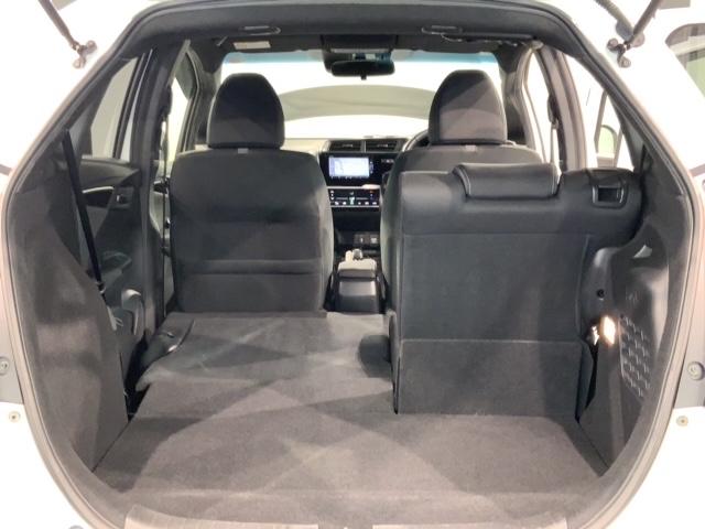 フィットハイブリッド S ホンダセンシング 最長5年保証 ワンオーナー ナビVXM-194VFi TV Rカメラ BTオ-ディオ DVD ETC LEDライト VSA クルコン アルミ フォグ ドアバイザー スマートキー 盗難防止装置 AAC(39枚目)