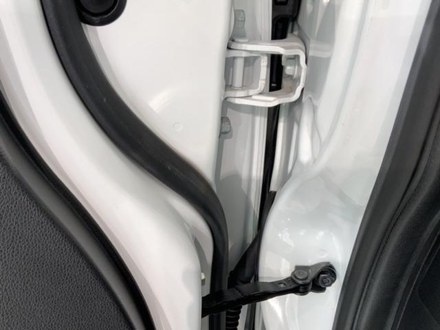 フィットハイブリッド S ホンダセンシング 最長5年保証 ワンオーナー ナビVXM-194VFi TV Rカメラ BTオ-ディオ DVD ETC LEDライト VSA クルコン アルミ フォグ ドアバイザー スマートキー 盗難防止装置 AAC(42枚目)