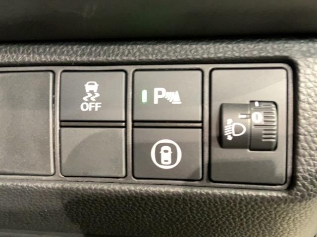 ヴェゼル e:HEV X H SENSING 最長5年保証 ワンオーナー ナビLXM-232VFEi TV Rカメラ BTオ-ディオ DVD LEDライト VSA クルコン アルミ フォグ スマートキー 盗難防止装置 AAC(13枚目)