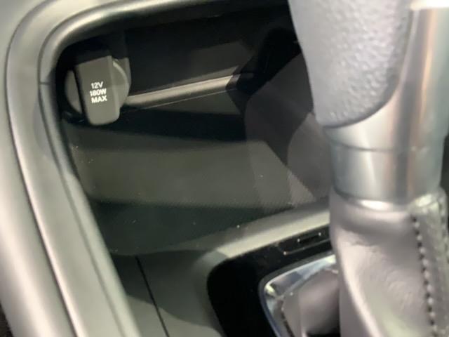 ヴェゼル e:HEV X H SENSING 最長5年保証 ワンオーナー ナビLXM-232VFEi TV Rカメラ BTオ-ディオ DVD LEDライト VSA クルコン アルミ フォグ スマートキー 盗難防止装置 AAC(27枚目)