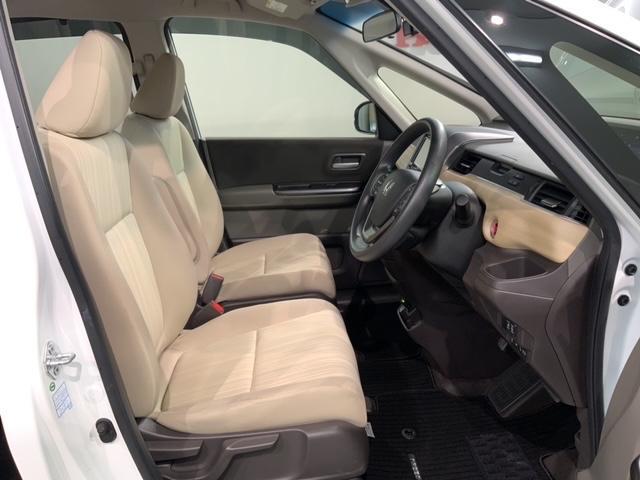 フリード Ｇ・ホンダセンシング　１年保証　ワンオ－ナ－　社外ナビ　ＴＶ　Ｒカメラ　ＣＤ録音　ＢＴオ－ディオ　ＤＶＤ　ＥＴＣ　ＬＥＤライト　両側電動ドア　ＶＳＡ　クルコン　アルミ　スマ－トキ－　盗難防止装置　整備記録簿　スペアキ－（16枚目）