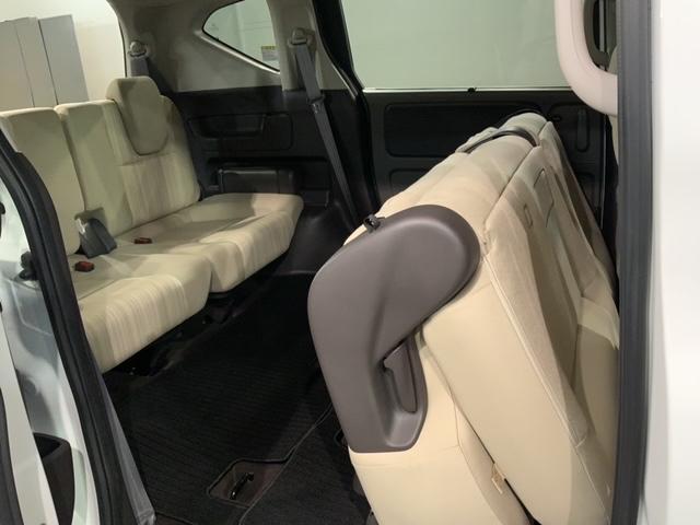 フリード Ｇ・ホンダセンシング　１年保証　ワンオ－ナ－　社外ナビ　ＴＶ　Ｒカメラ　ＣＤ録音　ＢＴオ－ディオ　ＤＶＤ　ＥＴＣ　ＬＥＤライト　両側電動ドア　ＶＳＡ　クルコン　アルミ　スマ－トキ－　盗難防止装置　整備記録簿　スペアキ－（32枚目）