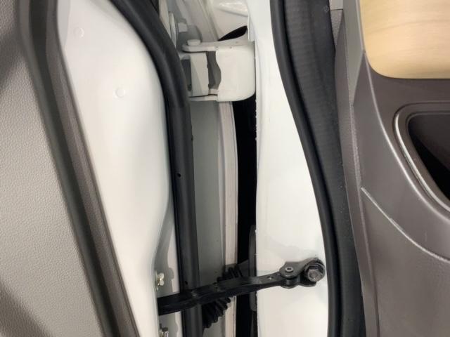 フリード Ｇ・ホンダセンシング　１年保証　ワンオ－ナ－　社外ナビ　ＴＶ　Ｒカメラ　ＣＤ録音　ＢＴオ－ディオ　ＤＶＤ　ＥＴＣ　ＬＥＤライト　両側電動ドア　ＶＳＡ　クルコン　アルミ　スマ－トキ－　盗難防止装置　整備記録簿　スペアキ－（40枚目）