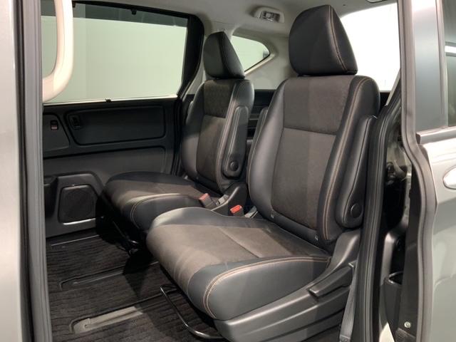 フリードハイブリッド ハイブリッド・クロスターホンダセンシング　最長５年保証　ワンオーナー　ナビＶＸＭ－２２４ＶＦｉ　ＴＶ　Ｒカメラ　ＣＤ録音　ＢＴオ－ディオ　ＤＶＤ　ＥＴＣ　ＬＥＤライト　ＶＳＡ　両側電動ドア　シートヒーター　クルコン　アルミ　フォグ　スマキー（32枚目）