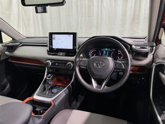 ＲＡＶ４ アドベンチャー　衝突被害軽減システム　メモリーナビ　バックカメラ　ＥＴＣ　ドラレコ　ミュージックプレイヤー接続可　サンルーフ　電動シート　オートクルーズコントロール　ＬＥＤヘッドランプ　スマートキー　キーレス　４ＷＤ（8枚目）