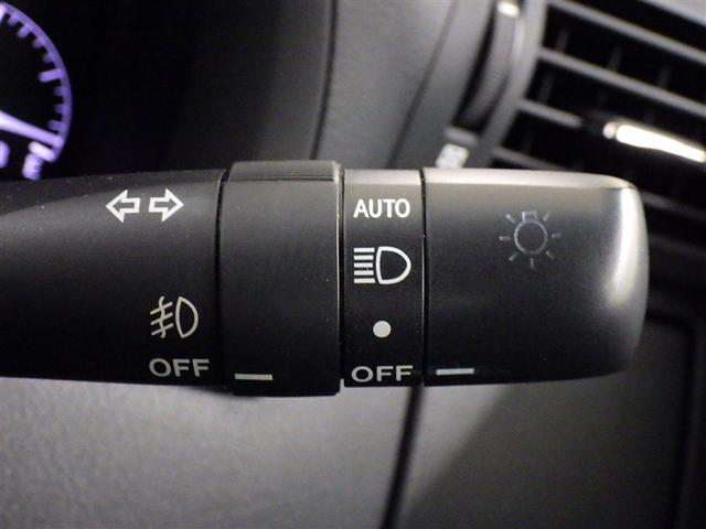 ＲＸ ＲＸ３５０ラディアント　エアロスタイル　ＨＤＤナビ　フルセグ　バックカメラ　ＥＴＣ　ＣＤ　ＤＶＤ再生　革シート　オートクルーズコントロール　ＬＥＤヘッドランプ　スマートキー　キーレス（16枚目）