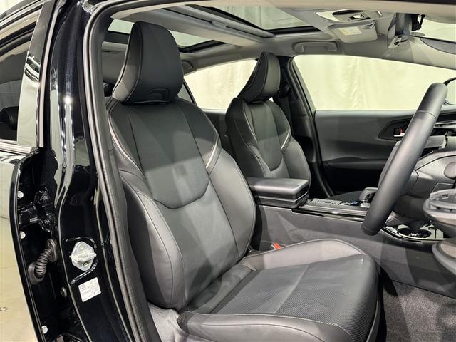 プリウス Z 衝突被害軽減システム フルセグ バックカメラ ETC ドラレコ ミュージックプレイヤー接続可 サンルーフ 電動シート オートクルーズコントロール LEDヘッドランプ スマートキー キーレス(29枚目)