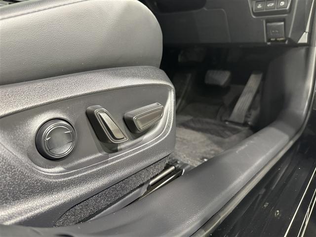 プリウス Z 衝突被害軽減システム フルセグ バックカメラ ETC ドラレコ ミュージックプレイヤー接続可 サンルーフ 電動シート オートクルーズコントロール LEDヘッドランプ スマートキー キーレス(30枚目)