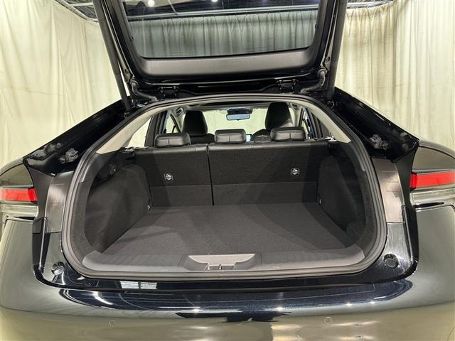 プリウス Z 衝突被害軽減システム フルセグ バックカメラ ETC ドラレコ ミュージックプレイヤー接続可 サンルーフ 電動シート オートクルーズコントロール LEDヘッドランプ スマートキー キーレス(34枚目)