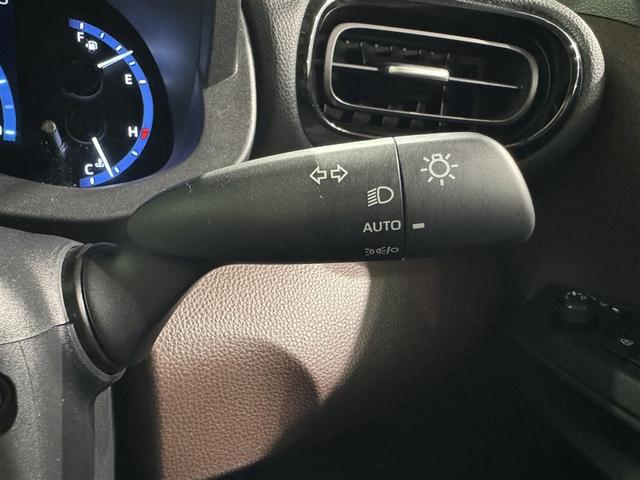 ヤリスクロス ハイブリッドＺ　衝突被害軽減システム　メモリーナビ　バックカメラ　ＥＴＣ　ドラレコ　ミュージックプレイヤー接続可　電動シート　オートクルーズコントロール　ＬＥＤヘッドランプ　スマートキー　キーレス　ハイブリッド（24枚目）