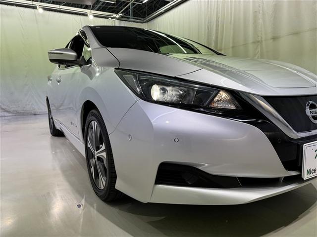 リーフ Ｘ　衝突被害軽減システム　メモリーナビ　フルセグ　バックカメラ　ＥＴＣ　ＣＤ　ミュージックプレイヤー接続可　オートクルーズコントロール　スマートキー　キーレス　電気自動車（7枚目）