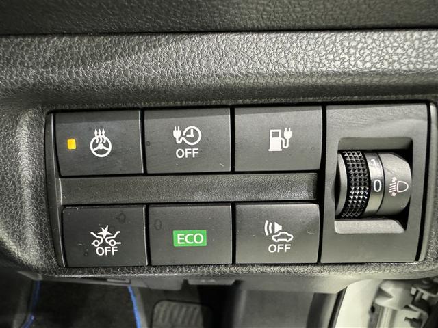 リーフ Ｘ　衝突被害軽減システム　メモリーナビ　フルセグ　バックカメラ　ＥＴＣ　ＣＤ　ミュージックプレイヤー接続可　オートクルーズコントロール　スマートキー　キーレス　電気自動車（19枚目）