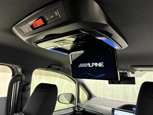 ヴォクシー ＺＳ　衝突被害軽減システム　メモリーナビ　フルセグ　バックカメラ　ＥＴＣ　ドラレコ　ＣＤ　ミュージックプレイヤー接続可　ＤＶＤ再生　後席モニター　オートクルーズコントロール　ＬＥＤヘッドランプ　乗車定員７人（9枚目）