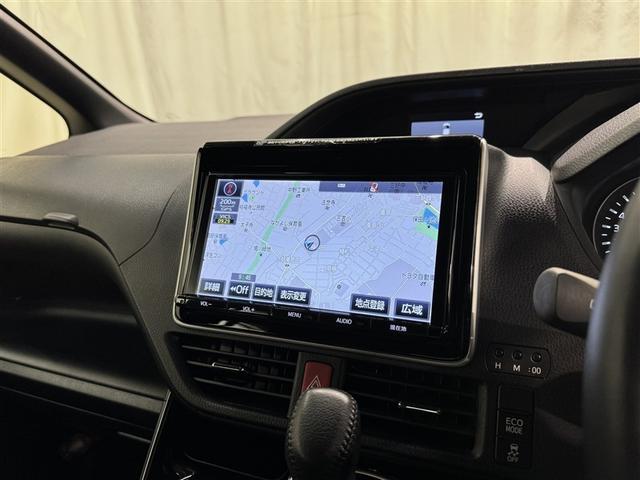 ヴォクシー ＺＳ　衝突被害軽減システム　メモリーナビ　フルセグ　バックカメラ　ＥＴＣ　ドラレコ　ＣＤ　ミュージックプレイヤー接続可　ＤＶＤ再生　後席モニター　オートクルーズコントロール　ＬＥＤヘッドランプ　乗車定員７人（10枚目）