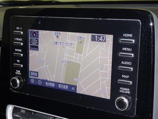 ナビゲーション付です。　ナビがあると便利、ラクラク何処でもいけます。　ナビが有るのと無いのとでは大きな違いですね。