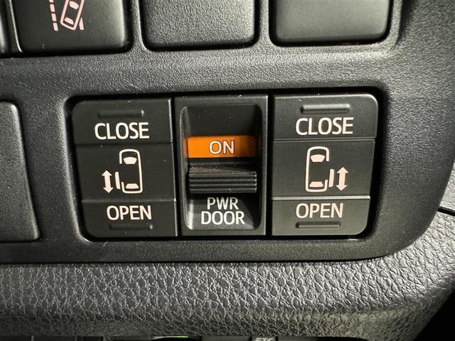 ノア ハイブリッドG 衝突被害軽減システム メモリーナビ フルセグ バックカメラ ETC CD ミュージックプレイヤー接続可 オートクルーズコントロール LEDヘッドランプ 両側電動スライド 乗車定員7人 3列シート(15枚目)