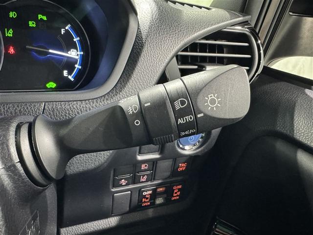 ノア ハイブリッドG 衝突被害軽減システム メモリーナビ フルセグ バックカメラ ETC CD ミュージックプレイヤー接続可 オートクルーズコントロール LEDヘッドランプ 両側電動スライド 乗車定員7人 3列シート(23枚目)