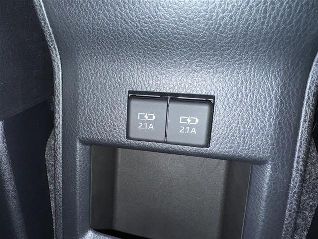 ノア ハイブリッドG 衝突被害軽減システム メモリーナビ フルセグ バックカメラ ETC CD ミュージックプレイヤー接続可 オートクルーズコントロール LEDヘッドランプ 両側電動スライド 乗車定員7人 3列シート(28枚目)