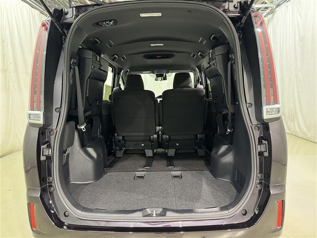 ノア ハイブリッドG 衝突被害軽減システム メモリーナビ フルセグ バックカメラ ETC CD ミュージックプレイヤー接続可 オートクルーズコントロール LEDヘッドランプ 両側電動スライド 乗車定員7人 3列シート(31枚目)