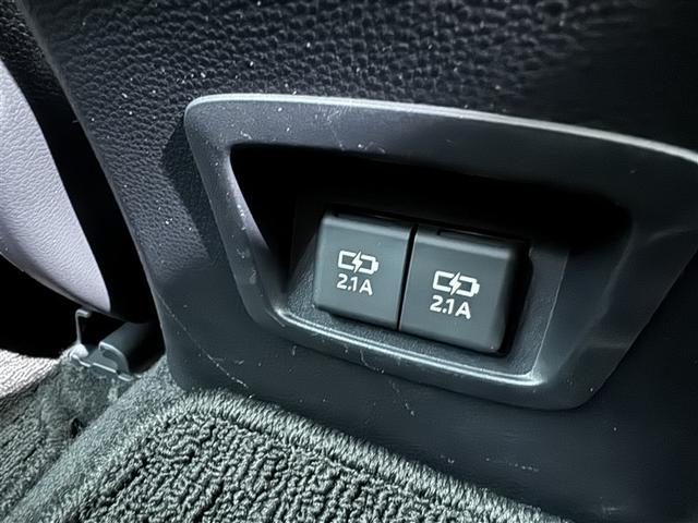 カローラツーリング ハイブリッド S 衝突被害軽減システム メモリーナビ バックカメラ ETC ミュージックプレイヤー接続可 オートクルーズコントロール LEDヘッドランプ スマートキー キーレス ハイブリッド(25枚目)