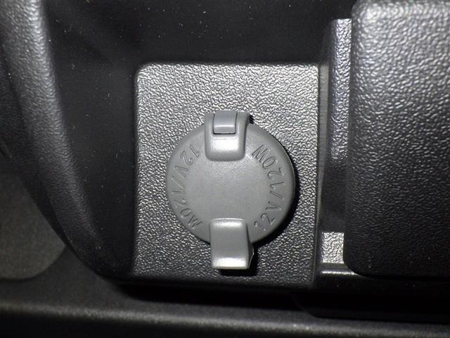 ハイエースバン ロングスーパーＧＬ　衝突被害軽減システム　メモリーナビ　フルセグ　バックカメラ　ＣＤ　ミュージックプレイヤー接続可　ＤＶＤ再生　ＬＥＤヘッドランプ　スマートキー　キーレス　４ＷＤ　ディーゼル（16枚目）