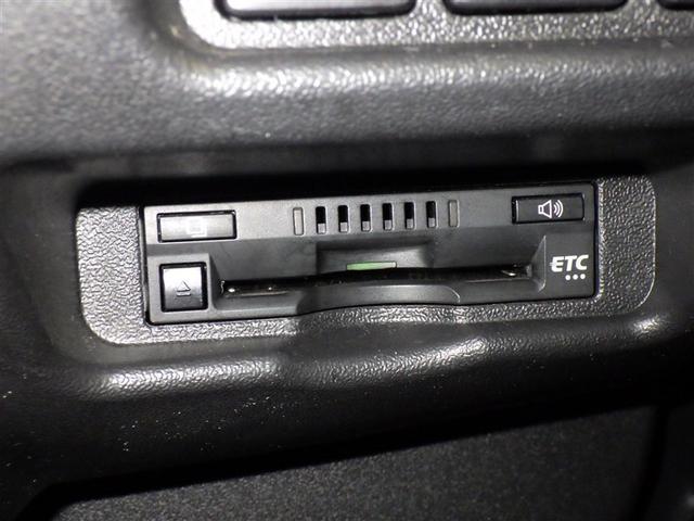 ハイエースバン ロングスーパーＧＬ　衝突被害軽減システム　メモリーナビ　フルセグ　バックカメラ　ＣＤ　ミュージックプレイヤー接続可　ＤＶＤ再生　ＬＥＤヘッドランプ　スマートキー　キーレス　４ＷＤ　ディーゼル（17枚目）