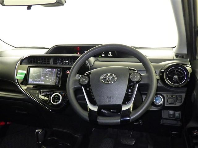 アクア Ｓスタイルブラック　衝突被害軽減システム　メモリーナビ　ワンセグ　バックカメラ　ＥＴＣ　ＣＤ　ミュージックプレイヤー接続可　ＬＥＤヘッドランプ　スマートキー　キーレス　ハイブリッド（8枚目）