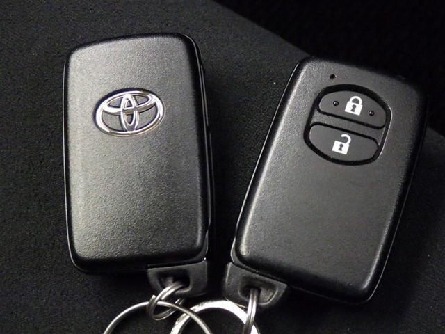 アクア Ｓスタイルブラック　衝突被害軽減システム　メモリーナビ　ワンセグ　バックカメラ　ＥＴＣ　ＣＤ　ミュージックプレイヤー接続可　ＬＥＤヘッドランプ　スマートキー　キーレス　ハイブリッド（21枚目）