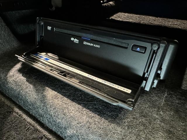 ヤリス ハイブリッドＧ　衝突被害軽減システム　メモリーナビ　バックカメラ　ＥＴＣ　ドラレコ　ミュージックプレイヤー接続可　オートクルーズコントロール　ＬＥＤヘッドランプ　スマートキー　キーレス　ハイブリッド（12枚目）