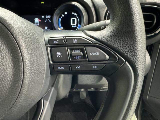 ヤリス ハイブリッドＧ　衝突被害軽減システム　メモリーナビ　バックカメラ　ＥＴＣ　ドラレコ　ミュージックプレイヤー接続可　オートクルーズコントロール　ＬＥＤヘッドランプ　スマートキー　キーレス　ハイブリッド（17枚目）