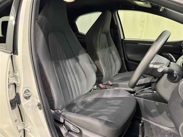 ヤリス ハイブリッドＧ　衝突被害軽減システム　メモリーナビ　バックカメラ　ＥＴＣ　ドラレコ　ミュージックプレイヤー接続可　オートクルーズコントロール　ＬＥＤヘッドランプ　スマートキー　キーレス　ハイブリッド（26枚目）