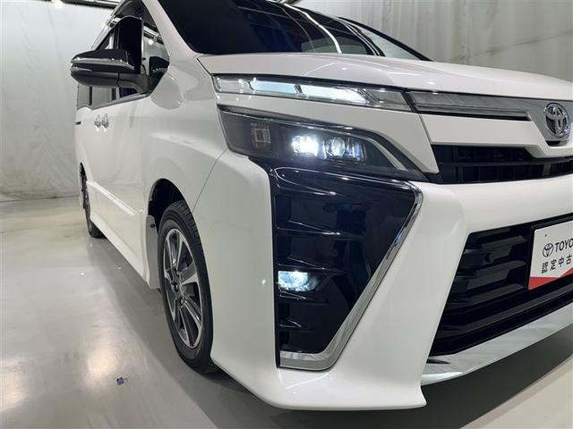 ヴォクシー ZS 煌III 衝突被害軽減システム メモリーナビ フルセグ バックカメラ ETC CD ミュージックプレイヤー接続可 後席モニター LEDヘッドランプ 両側電動スライド 乗車定員8人 3列シート スマートキー(7枚目)