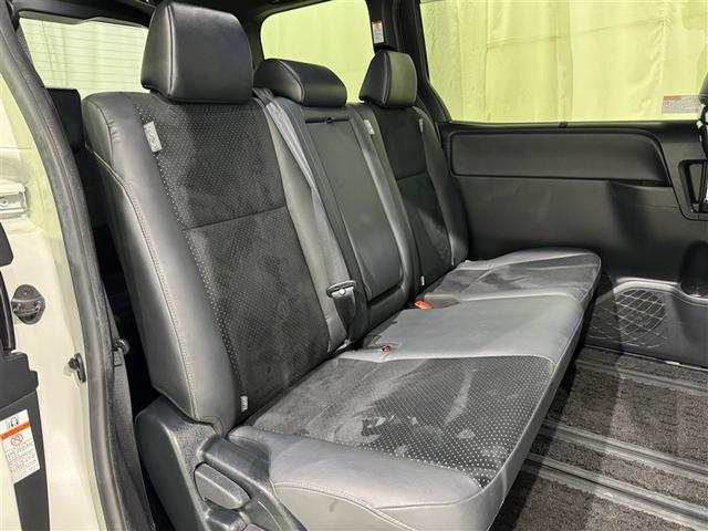 ヴォクシー ZS 煌III 衝突被害軽減システム メモリーナビ フルセグ バックカメラ ETC CD ミュージックプレイヤー接続可 後席モニター LEDヘッドランプ 両側電動スライド 乗車定員8人 3列シート スマートキー(27枚目)