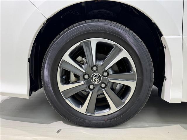 ヴォクシー ZS 煌III 衝突被害軽減システム メモリーナビ フルセグ バックカメラ ETC CD ミュージックプレイヤー接続可 後席モニター LEDヘッドランプ 両側電動スライド 乗車定員8人 3列シート スマートキー(31枚目)