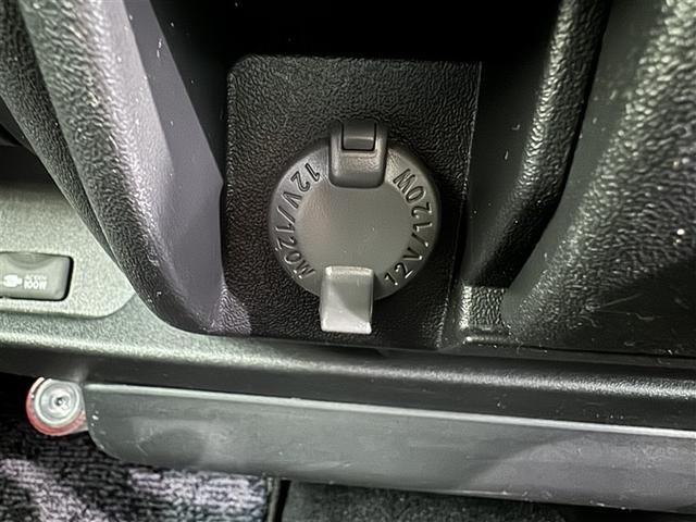 ハイエースバン スーパーGL ダークプライムII 衝突被害軽減システム メモリーナビ フルセグ バックカメラ ETC CD ミュージックプレイヤー接続可 LEDヘッドランプ スマートキー キーレス ディーゼル(17枚目)