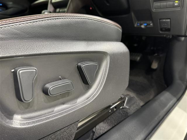 ヤリスクロス ハイブリッドZ 衝突被害軽減システム メモリーナビ バックカメラ ETC ドラレコ ミュージックプレイヤー接続可 電動シート オートクルーズコントロール LEDヘッドランプ スマートキー キーレス ハイブリッド(30枚目)