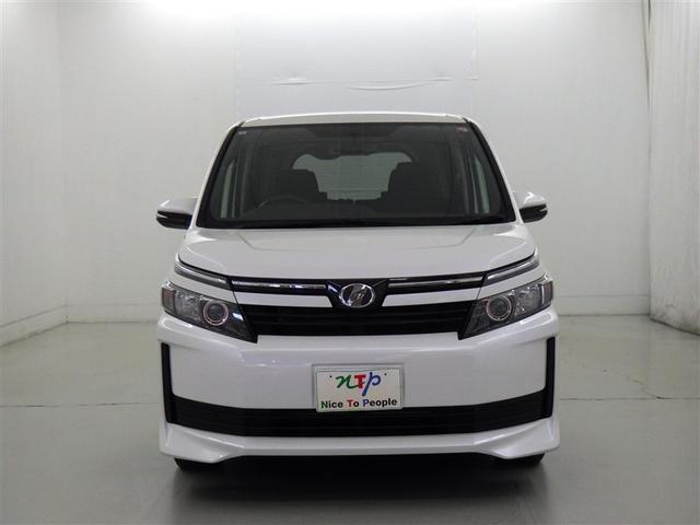 ヴォクシー Ｘ　メモリーナビ　フルセグ　バックカメラ　ＥＴＣ　ドラレコ　ＣＤ　ミュージックプレイヤー接続可　ＤＶＤ再生　後席モニター　ＬＥＤヘッドランプ　両側電動スライド　乗車定員７人　３列シート　スマートキー（4枚目）