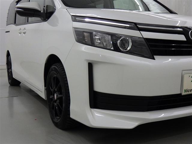 ヴォクシー Ｘ　メモリーナビ　フルセグ　バックカメラ　ＥＴＣ　ドラレコ　ＣＤ　ミュージックプレイヤー接続可　ＤＶＤ再生　後席モニター　ＬＥＤヘッドランプ　両側電動スライド　乗車定員７人　３列シート　スマートキー（8枚目）