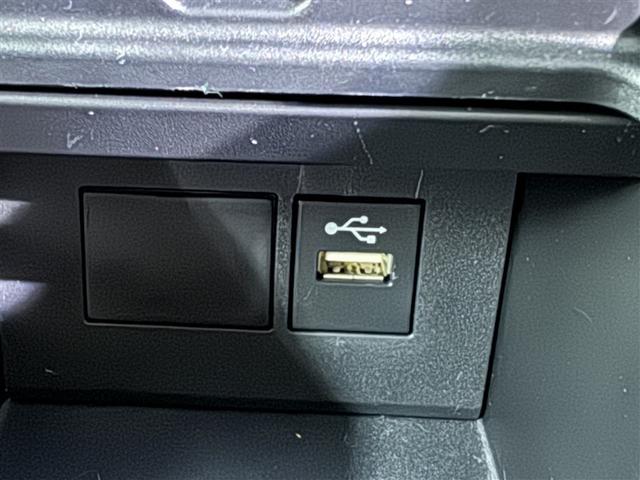 アクア Ｇ　衝突被害軽減システム　メモリーナビ　バックカメラ　ＥＴＣ　ドラレコ　ミュージックプレイヤー接続可　オートクルーズコントロール　ＬＥＤヘッドランプ　スマートキー　キーレス　ハイブリッド（18枚目）