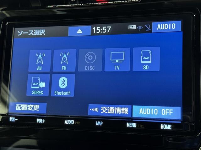 ハリアーハイブリッド プレミアム　衝突被害軽減システム　メモリーナビ　フルセグ　バックカメラ　ＥＴＣ　ドラレコ　ＣＤ　ミュージックプレイヤー接続可　ＤＶＤ再生　電動シート　オートクルーズコントロール　ＬＥＤヘッドランプ　スマートキー（13枚目）