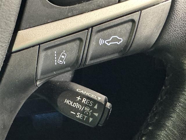 ハリアーハイブリッド プレミアム　衝突被害軽減システム　メモリーナビ　フルセグ　バックカメラ　ＥＴＣ　ドラレコ　ＣＤ　ミュージックプレイヤー接続可　ＤＶＤ再生　電動シート　オートクルーズコントロール　ＬＥＤヘッドランプ　スマートキー（20枚目）