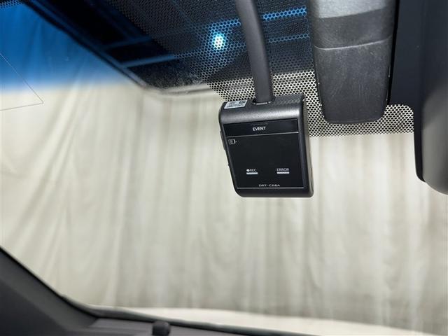 ハリアーハイブリッド プレミアム　衝突被害軽減システム　メモリーナビ　フルセグ　バックカメラ　ＥＴＣ　ドラレコ　ＣＤ　ミュージックプレイヤー接続可　ＤＶＤ再生　電動シート　オートクルーズコントロール　ＬＥＤヘッドランプ　スマートキー（27枚目）