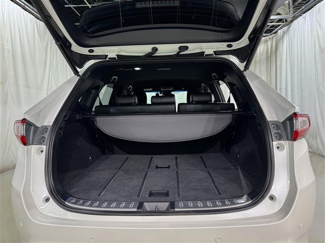 ハリアーハイブリッド プレミアム　衝突被害軽減システム　メモリーナビ　フルセグ　バックカメラ　ＥＴＣ　ドラレコ　ＣＤ　ミュージックプレイヤー接続可　ＤＶＤ再生　電動シート　オートクルーズコントロール　ＬＥＤヘッドランプ　スマートキー（32枚目）