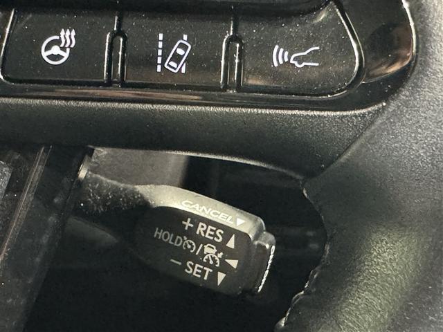 �N���[�Y�R���g���[�����������H�Ȃǂ̒��������s�Ŋ���I���̑��x�ő��邱�Ƃ��ł��A�N�Z���𓥂ނ��ƂȂ����邱�Ƃ��ł��܂�