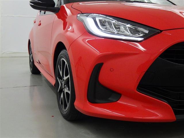 ���邢���C�g���铹�𖾂邭�Ƃ炵�Ă���܂��B�@�^�]�����ŁA���H�󋵂������ɑ����F���ł��邩�d�v�ȃ|�C���g�ł��B�@���F�����Â��������邭�Ƃ炵�Ă���܂���B