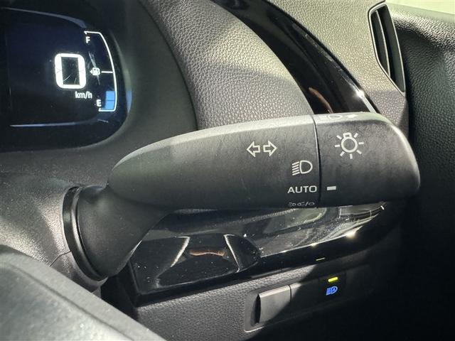 �g���l���ȂǁA���̖͂��邳�̕ω��Ń����v�ނ������I���E�I�t����R�����C�g�ł��i�����Y��h�~�@�\�t�j