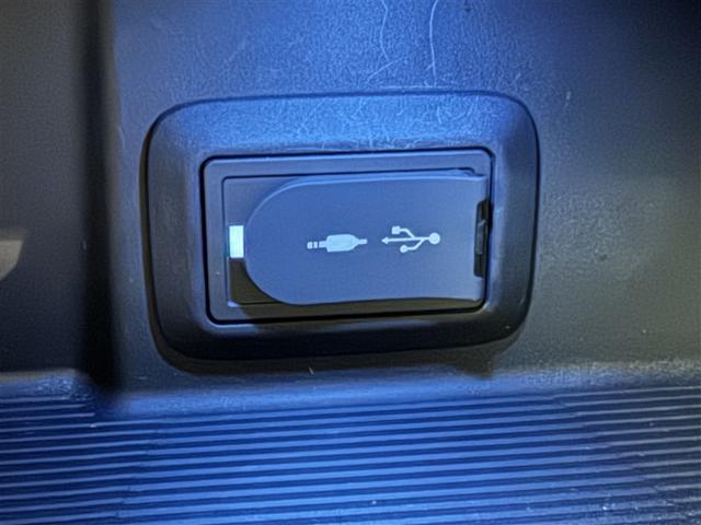 ハリアー Ｓ　衝突被害軽減システム　メモリーナビ　フルセグ　バックカメラ　ＥＴＣ　ドラレコ　ミュージックプレイヤー接続可　オートクルーズコントロール　ＬＥＤヘッドランプ　スマートキー　キーレス（17枚目）