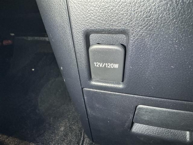 アルファード ２．５Ｓ　タイプゴールド　衝突被害軽減システム　メモリーナビ　フルセグ　バックカメラ　ＥＴＣ　ドラレコ　ＣＤ　ミュージックプレイヤー接続可　ＤＶＤ再生　後席モニター　オートクルーズコントロール　ＬＥＤヘッドランプ　乗車定員７人（19枚目）