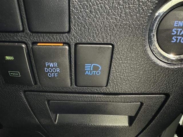 アルファード ２．５Ｓ　タイプゴールド　衝突被害軽減システム　メモリーナビ　フルセグ　バックカメラ　ＥＴＣ　ドラレコ　ＣＤ　ミュージックプレイヤー接続可　ＤＶＤ再生　後席モニター　オートクルーズコントロール　ＬＥＤヘッドランプ　乗車定員７人（24枚目）